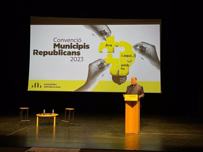 El líder d'ERC, Oriol Junqueras, en la Convenció de Municipis Republicans d'ERC celebrada a Llinars del Valls (Barcelona).