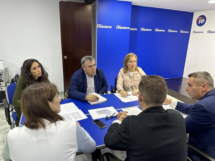 Reunión entre representantes del PP de Córdoba y de la AUGC.