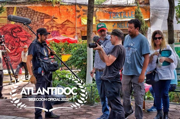 La película documental canaria 'Benito Pérez Buñuel', dirigida por Luis Roca y producida por Marta de Santa Ana Pulido, se ha alzado con el Premio de la Crítica del 17 Festival Internacional de Cine Documental del Uruguay, Atlantidoc 2023.
