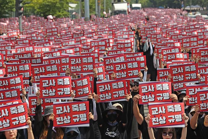 Archivo - Manifestación de profesores en Seúl, Corea del Sur