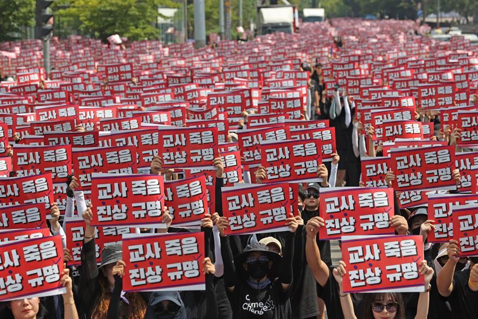 Archivo - Manifestación de profesores en Seúl, Corea del Sur