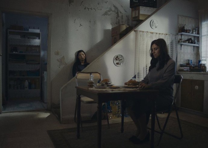 La "poesía visual" de la libanesa 'Riverbed' le brinda la Palmera de Oro de Mostra de Valncia 2023