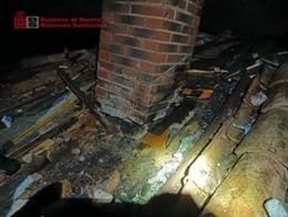 Los bomberos extinguen un incendio de chimenea en Iciz, sin heridos.