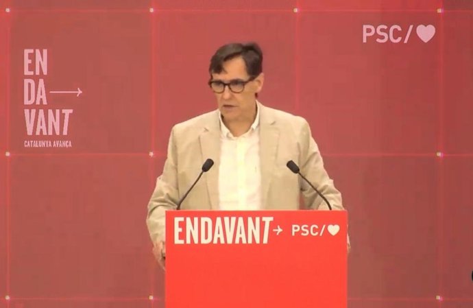 Illa durant la seva intervenció en el Consell Nacional extraordinari del PSC a Barcelona.