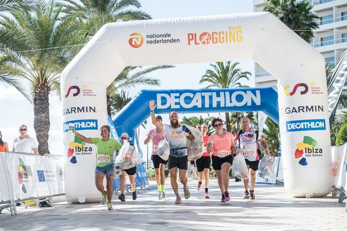 Más de 54.000 kilos recuperados durante el Plogging Tour.
