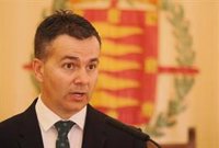 Gómez asegura que la propuesta de reducción de vuelos cortos no afectará a los flujos turísticos en España