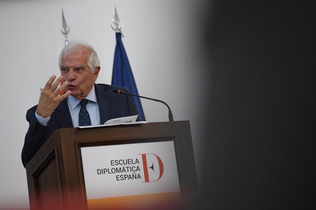 El Alto Representante de la Unión Europea para Asuntos Exteriores, Josep Borrell, interviene durante una Conferencia de la Escuela Diplomática en Madrid