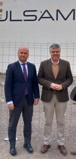 Antonio Ramírez con el alcalde de Mairena del Alcor