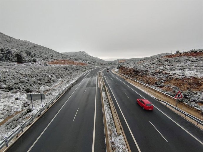 Archivo - Carretera del Estado en Valencia