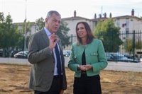 La Junta invertirá 8,5 millones en la rehabilitación de 304 viviendas en la barriada sevillana de Los Pajaritos