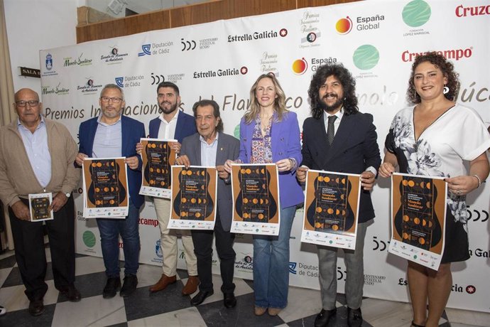 Los premios internacionales 'Manolo Sanlúcar' reconocen la trayectoria del cantaor Juanito Villar