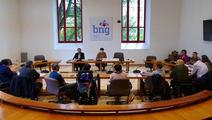 La portavoz nacional del BNG, Ana Pontón, se reúne con colectivos relacionados con la atención a la dependencia