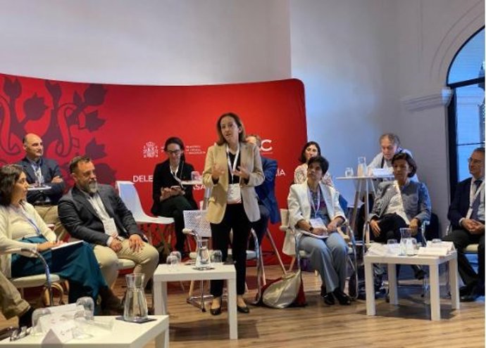 La Presidenta del CSIC, Eloísa del Pino, presenta Itinerario Cicerón en Sevilla