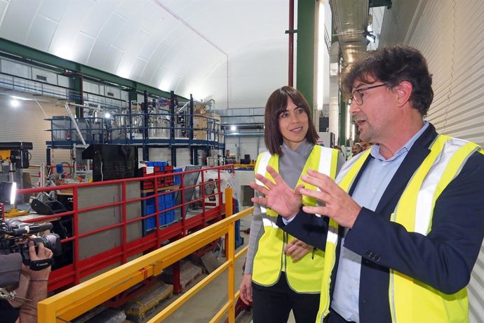 Archivo - La ministra de Ciencia e Innovación, Diana Morant, visita el Laboratorio Subterráneo del Canfranc, una Infraestructura Científico Técnica Singular de España.