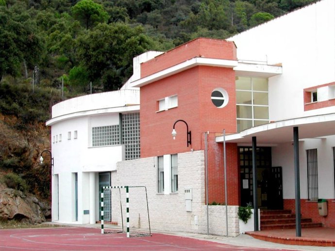 El Colegio Público Rural (CPR) Tresfuentes de Linares de la Sierra (Huelva).