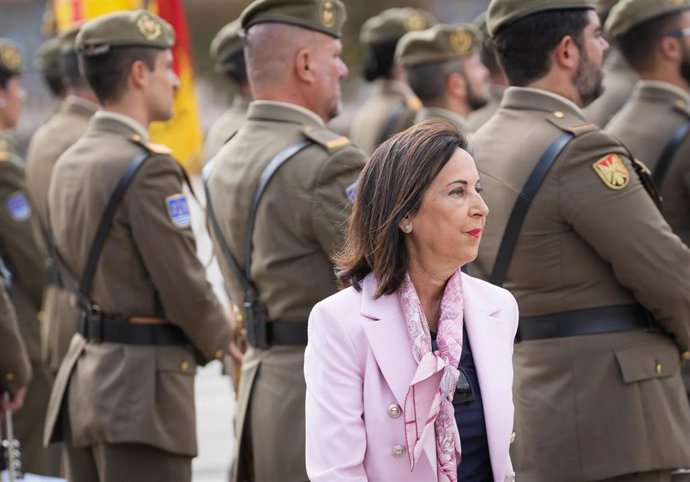 La ministra de Defensa, Margarita Robles, durante el acto de inauguración de la reunión de los Jefes de Estado Mayor de la Defensa la UE en la Plaza de España. A 17 de octubre de 2023, en Sevilla (Andalucía, España). Reunión de los Jefes de Estado Mayor