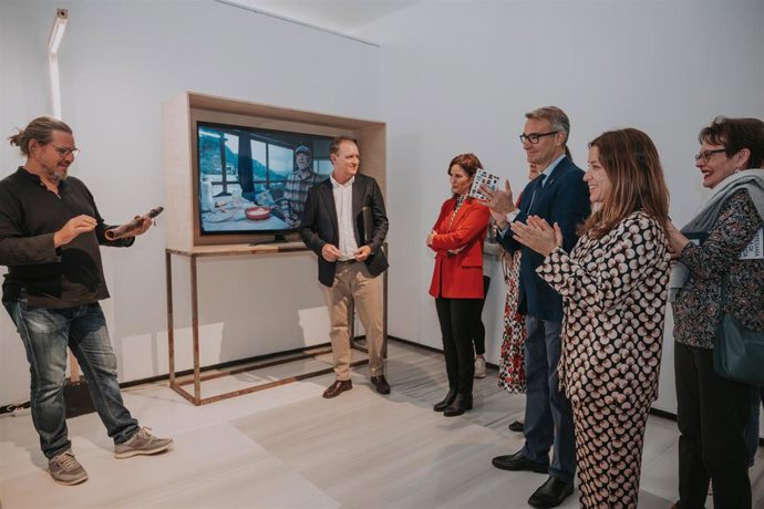 Inauguración de la muestra 'Artesanía con A de Andalucía' en Almería.