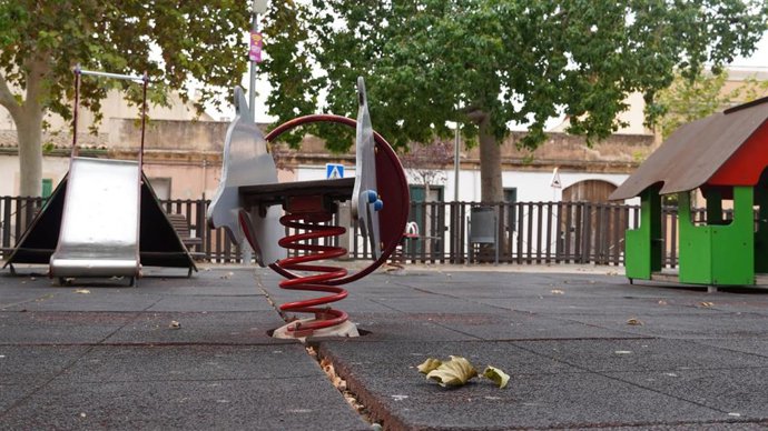 MÉS per Marratxí pide la retirada del caucho de los parques infantiles.