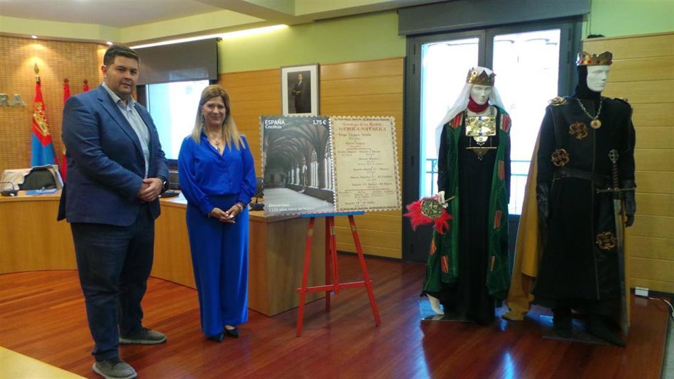 Correos presenta el sello conmemorativo de los 1.100 años del Reino de Nájera
