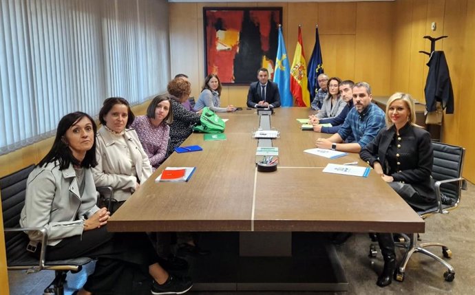 Reunión de Principado y sindicatos de justicia