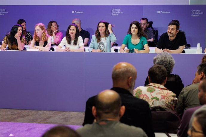 Archivo - La secretaria general de Podemos y ministra de Derechos Sociales y Agenda 2030, Ione Belarra, participa junto a la ministra de Igualdad, Irene Montero, en el Consejo Ciudadano de partido en la sede Podemos, a 17 de junio de 2023, en Madrid (Es