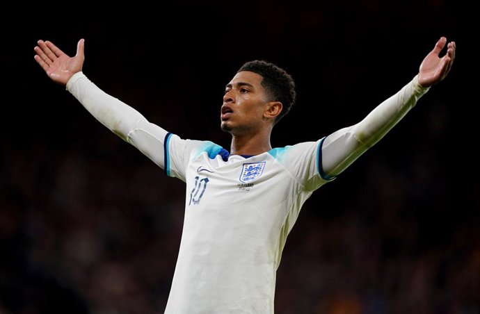 Archivo - 12 September 2023, United Kingdom, Glasgow: England's Jude Bellingham celebrates scoring his side's second goal during the International Friendly soccer match between Scotland and England at Hampden Park. Photo: Andrew Milligan/PA Wire/dpa