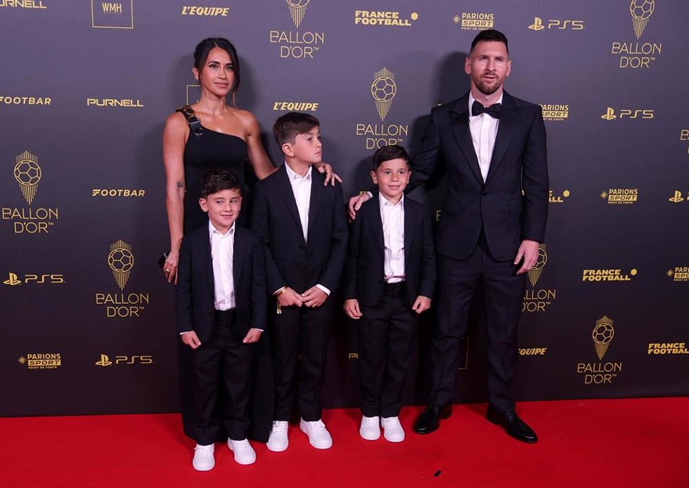 Leo Messi y su familia en la gala del Balón de Oro