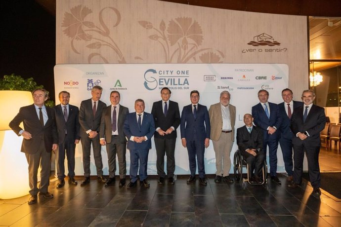 Acto de entrega de los I premios Sevilla City One