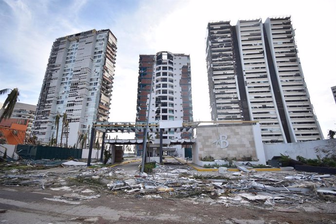 GUERRERO, Oct. 28, 2023  -- This photo taken on Oct. 26, 2023 shows damaged buildings after being attacked by Hurricane Otis in Acapulco, state of Guerrero, Mexico. Hurricane Otis left at least 27 people dead and four missing as it hit the coast of the 