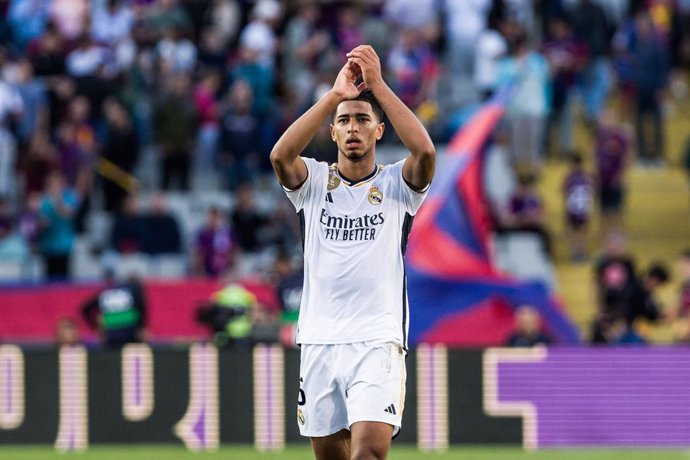 Jude Bellingham of Real Madrid celebrates the victory during the Spanish league, La Liga EA Sports, football match played between FC Barcelona and Real Madrid at Estadi Olimpic  on October 28, 2023 in Barcelona, Spain.