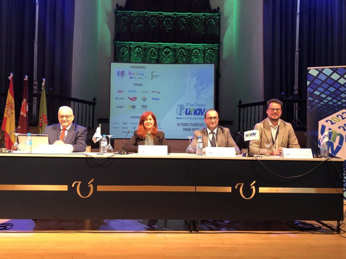 El IV Foro UNAV apuesta por un modelo turístico de calidad, apoyado en la innovación y la digitalización.