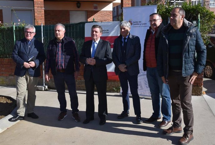 Presidencia ha destinado a Astorga este año 358.000 euros, la mayor parte para obras en la carretera Madrid-A Coruña.