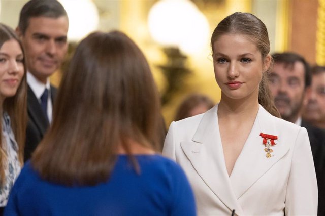 La princesa Leonor durante el acto de jura de la Constitución ante las Cortes Generales, en el Congreso de los Diputados