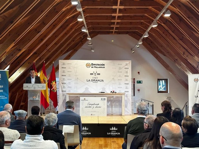 El presidente de la Diputación de Valladolid, Conrado Íscar, en el Espacio La Granja.