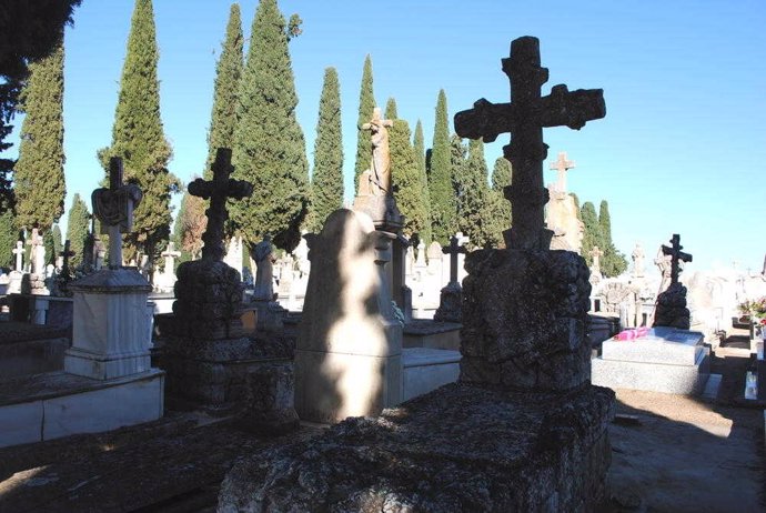 Archivo - Cementerio, tumbas, lápidas.