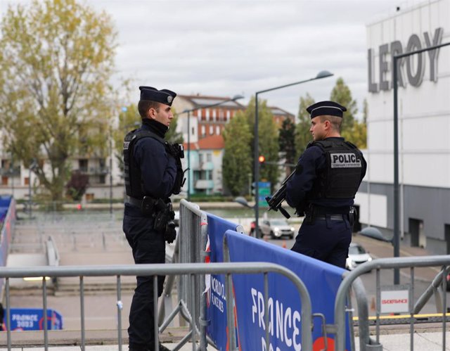 Imagen de archivo de varios policías franceses.