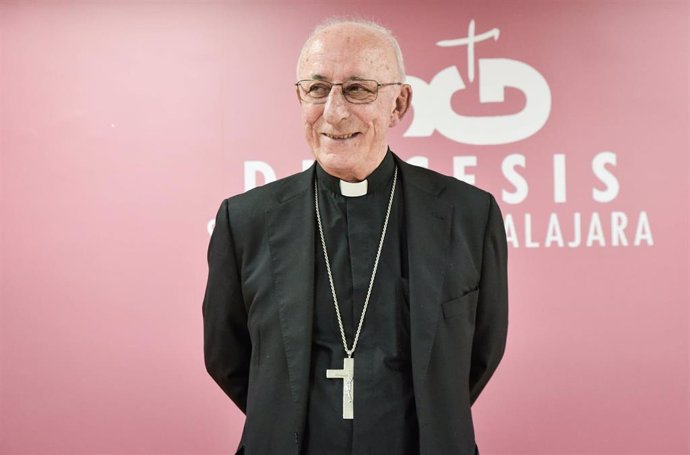 El obispo de Sigüenza-Guadalajara, Atilano Rodríguez