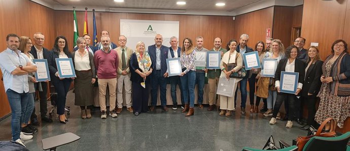 Un total de siete unidades de los Distritos Huelva-Costa y Condado-Campiña reciben la certificación de calidad.