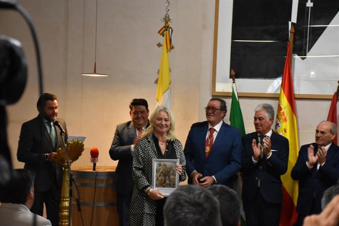 Np Acto De Reconocimiento Al 112 De La Hermandad Del Rocío De Sanlúcar De Barrameda