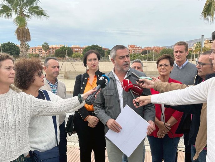 Almería.-Lorenzo (PSOE) anima a la militancia a apoyar el pacto de investidura para "conseguir un gobierno progresista"