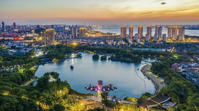 Ff4e0533d365430a8fa028b6ea30bfe3