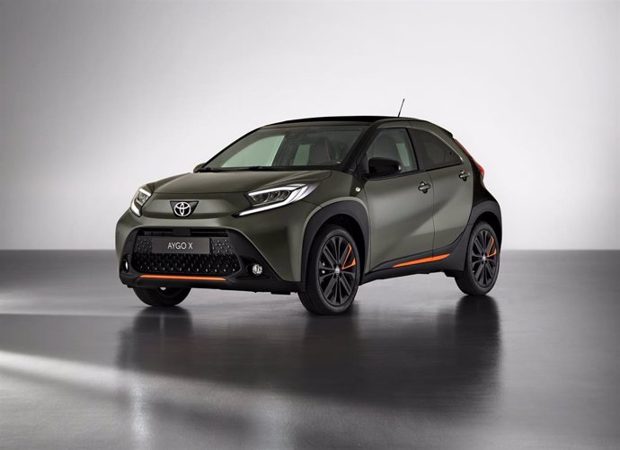 Archivo - El nuevo Aygo Cross de Toyota