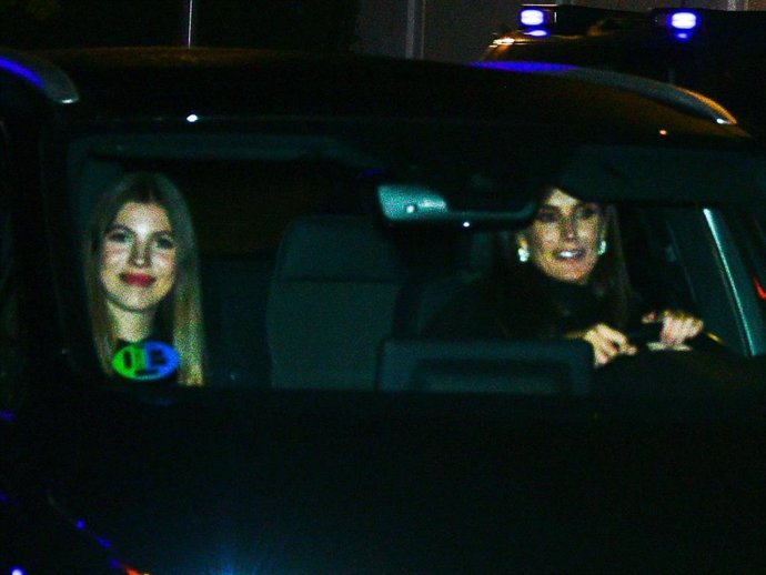 LA INFANTA SOFÍA Y LA REINA LETIZIA SE MARCHAN DEL PALACIO DE EL PARDO
