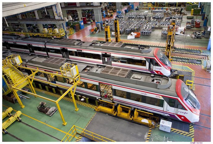 Archivo - Renfe superará los 30 millones en inversiones en 2023 para impulsar su área industrial