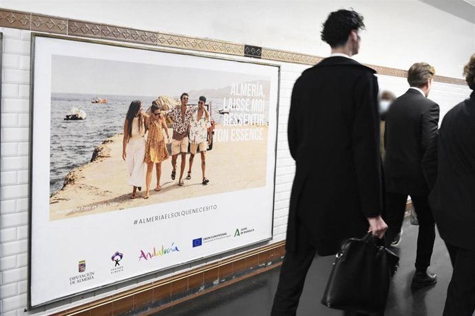 Campaña de 'Costa de Almería 'en París (Francia)