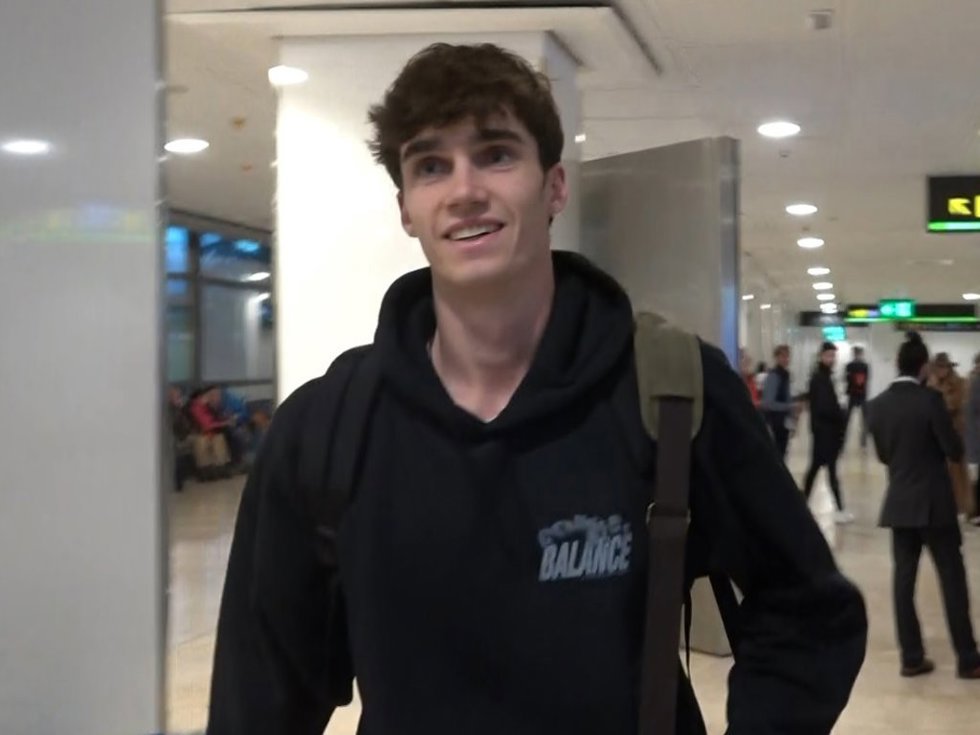 Pablo Urdangarín a su llegada al aeropuerto de Madrid este miércoles 1 de noviembre