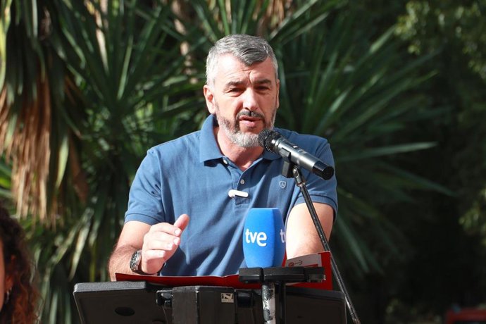 El secretario general de UGT en Andalucía, Oskar Martín, interviene durante la Jornada Mundial por el Trabajo Decente, a de octubre de 2023 en Sevilla (Foto de archivo).