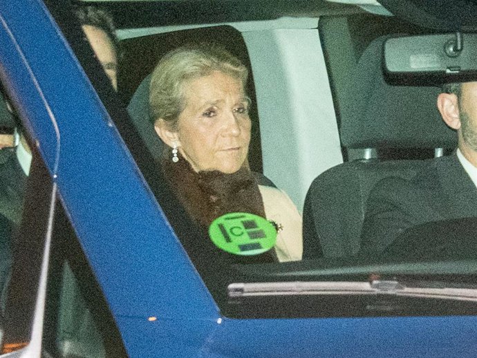 Las Infantas Elenaa su llegada al Palacio del Pardo para asistir a la celebración del 18 cumpleaños de la Princesa Leonor