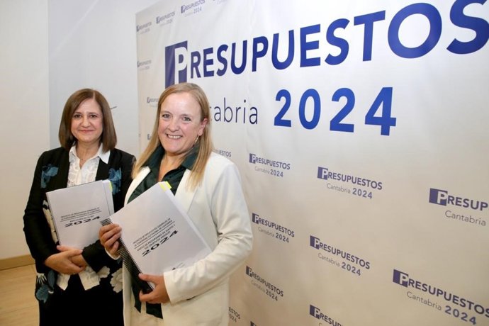 La consejera de Presidencia, Isabel Urrutia, en la presentación del presupuesto