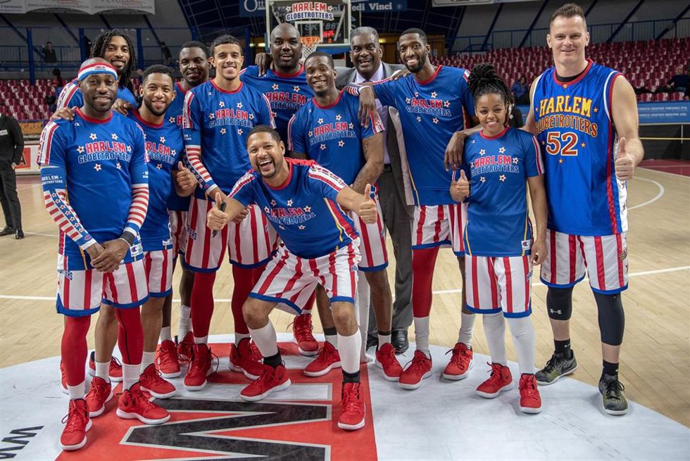 Archivo - Los Harlem Globetrotters durante una de sus giras